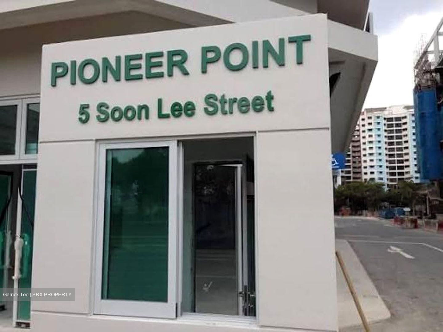 Pioneer Point (D22), Factory #627819301